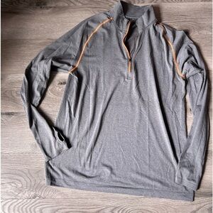 Lululemon - size large - men/womens light weight half zip